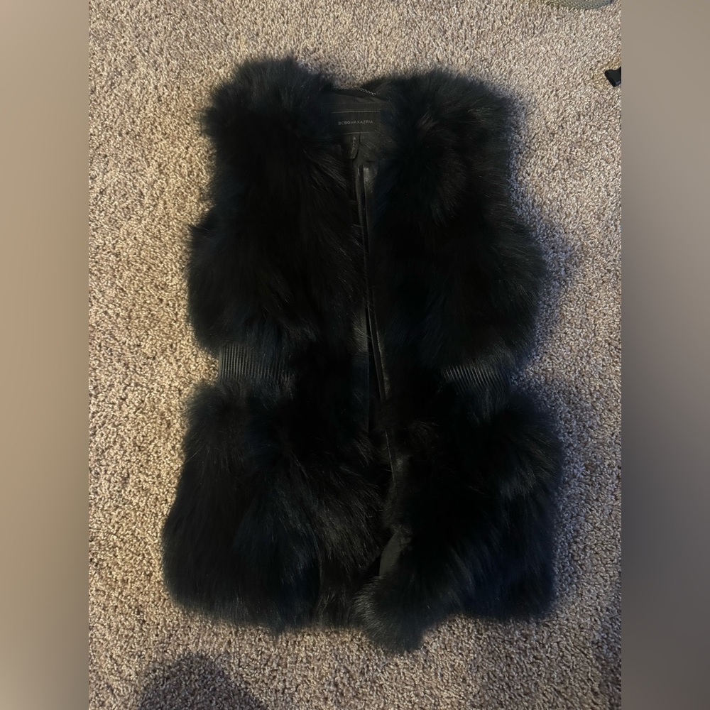 BCBGmaxazria Size M fox fur vest with cinched waist (used)
